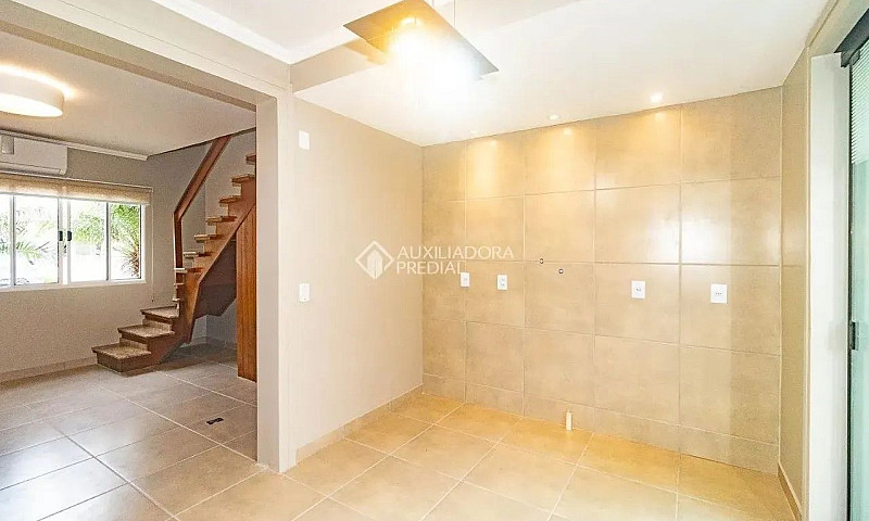 Casa Em Condomínio 2...