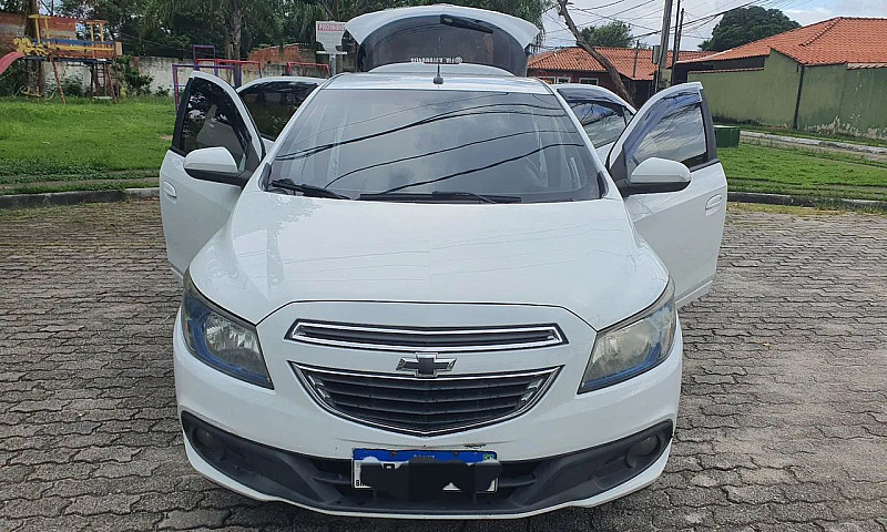Chevrolet Onix Hatch...