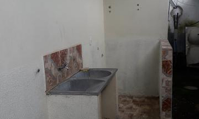 Vendo Duas Casa No M...