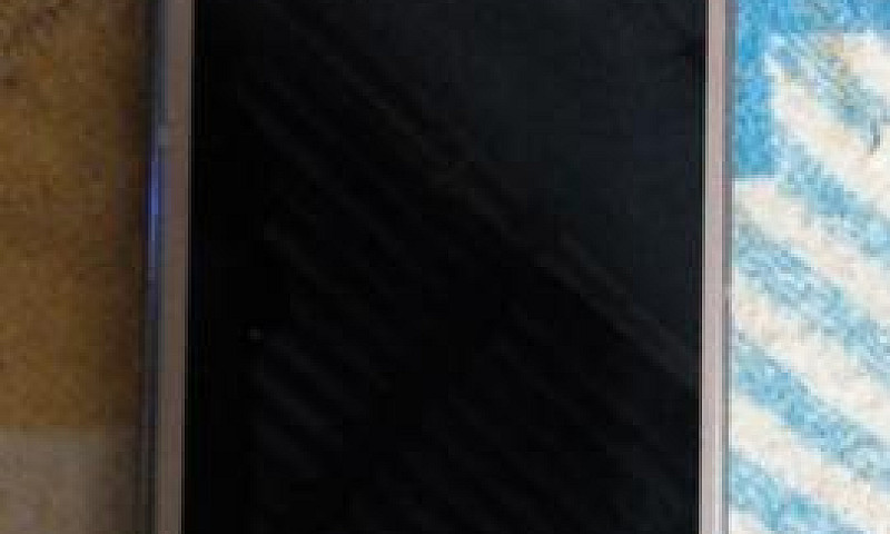 Celular J2 Normal...