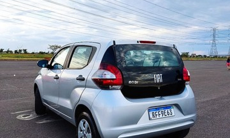 Fiat Mobi Like 20/20...