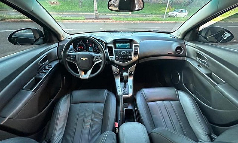 Chevrolet Cruze Lt H...