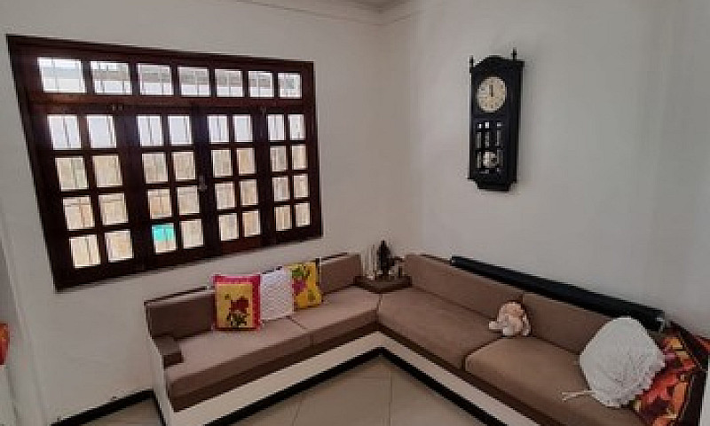 Casa À Venda No Bair...