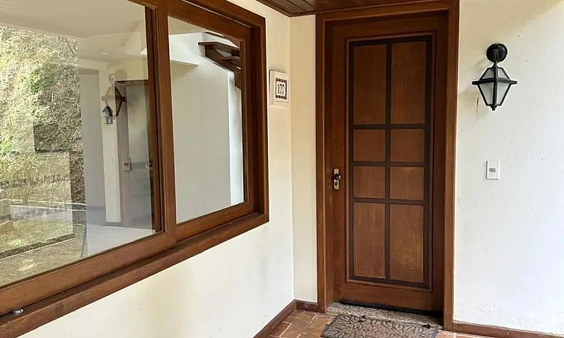 Casa De Condomínio N...