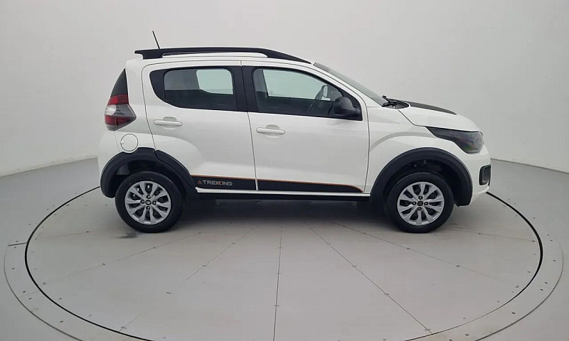 Fiat Mobi Trekking 1...
