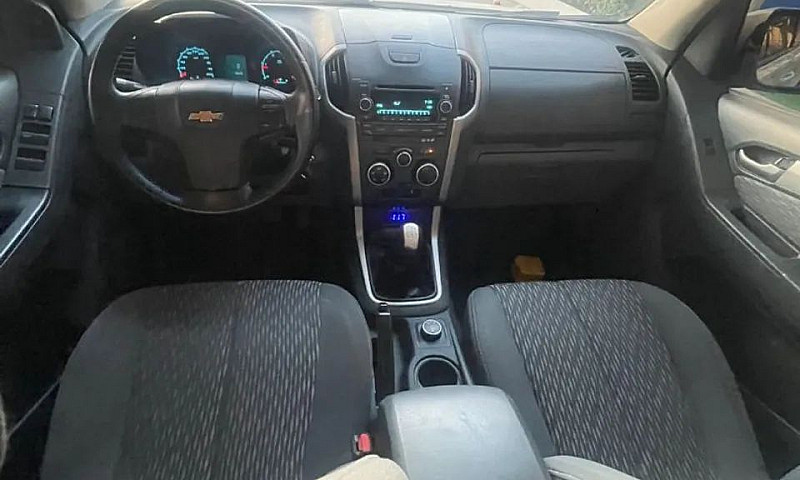 Chevrolet S10 Pick-U...