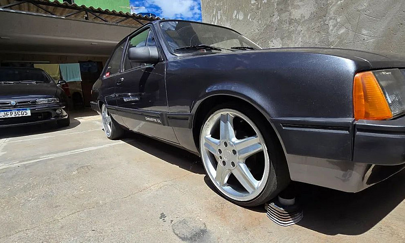 Chevrolet Chevette L...