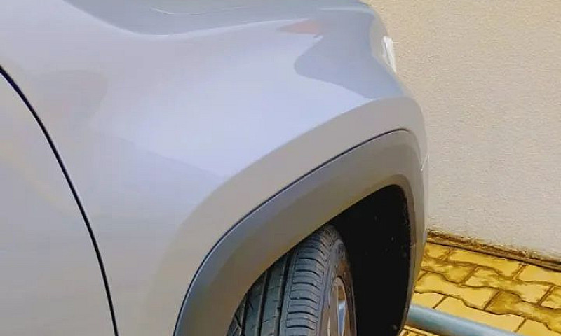 Jeep Renegade Longit...