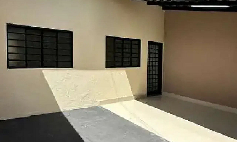 Casa À Venda No Bair...