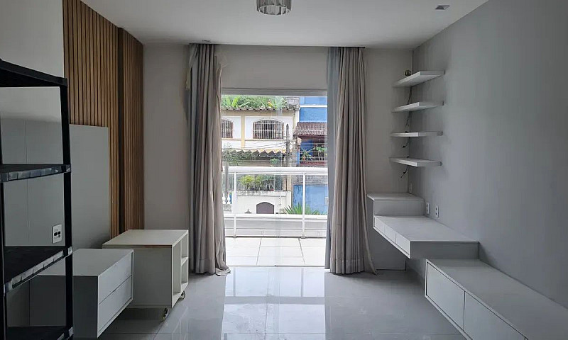 Casa 4 Suítes - Jard...