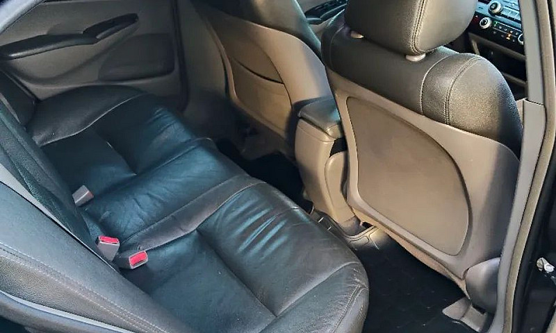 Honda Civic Sedan Lx...