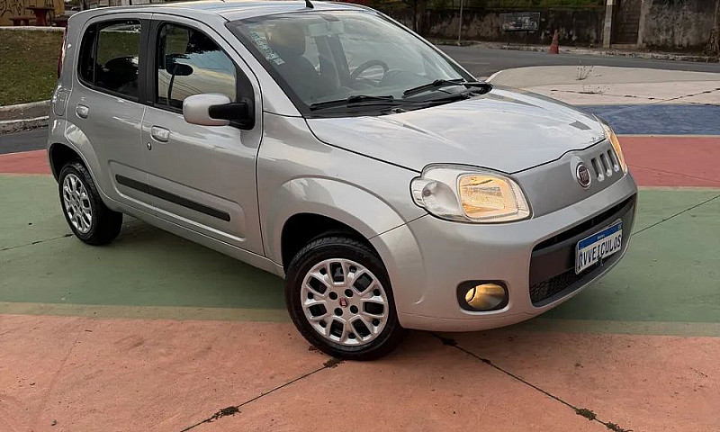 Fiat Uno Vivace Cele...