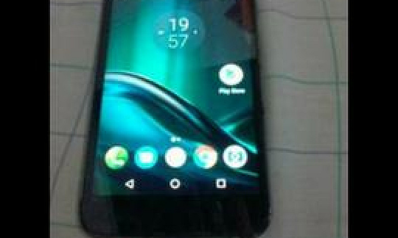 Vendo Moto G 4 Play...