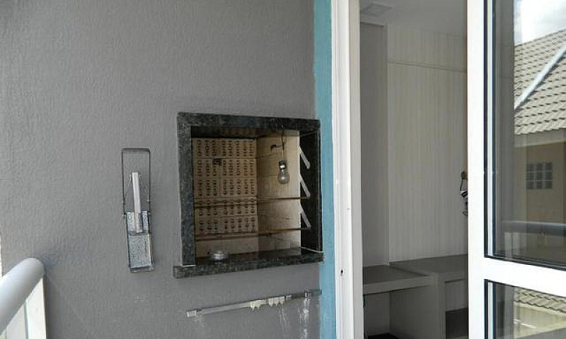Alugo Um Quarto No M...