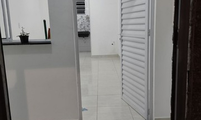Alugo Ótima Kitnet E...