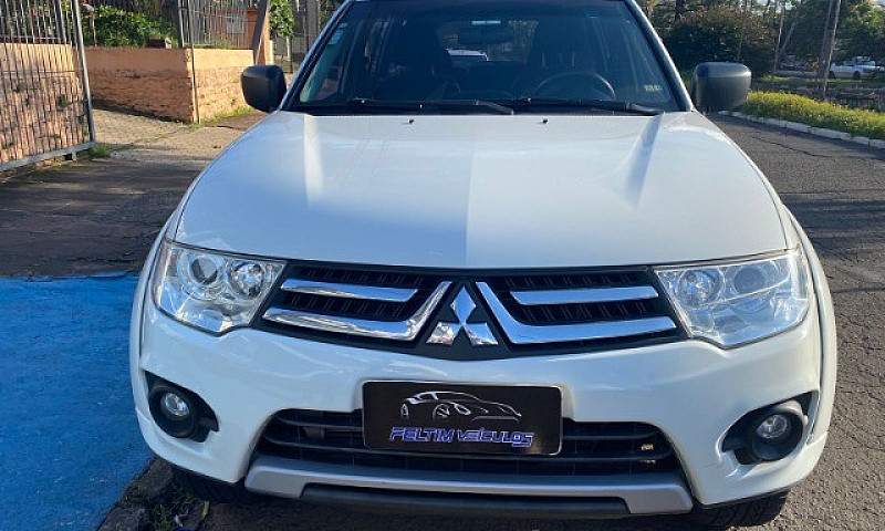 Mitsubishi Pajero Da...