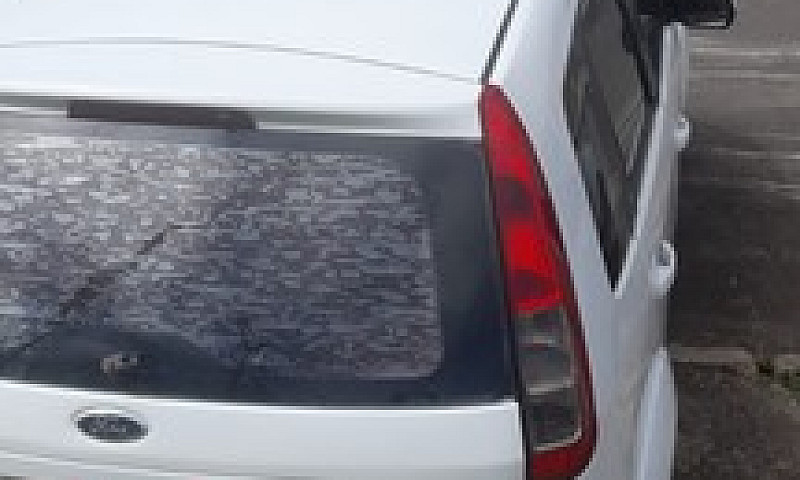 Fiesta Hatch Rocam 1...