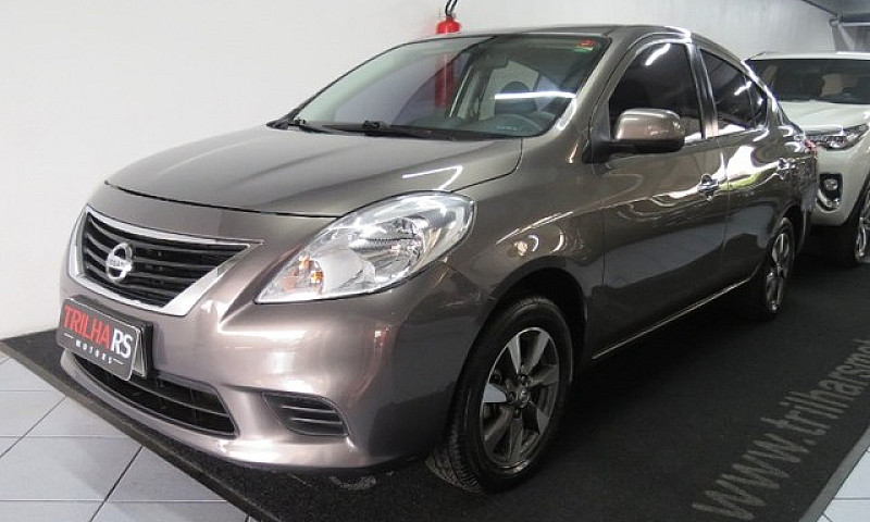 Nissan Versa 1.6 Sv ...