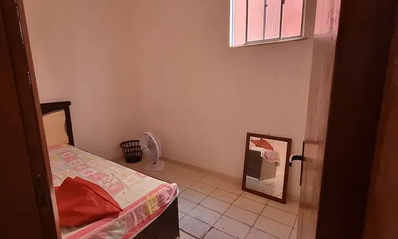 Casa 3/4 Semimobilia...