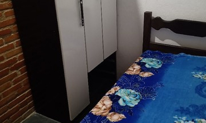 Aluguel De Quarto In...