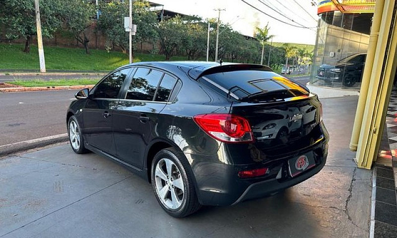 Chevrolet Cruze Lt H...