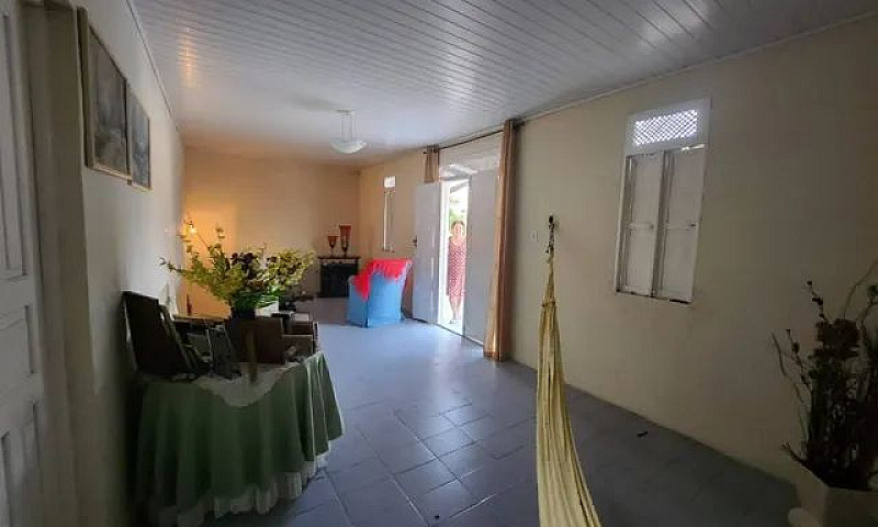 Casa No Luzia 90648 ...