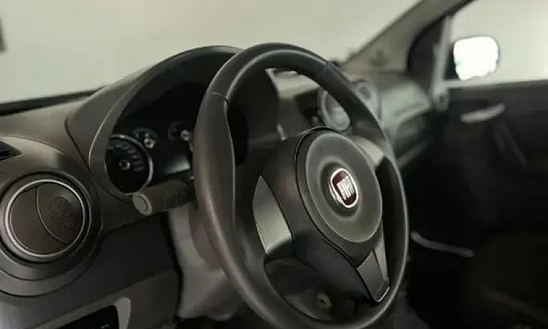 Fiat Palio Attractiv...