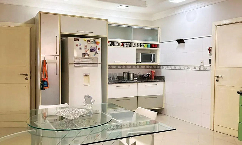 Aluga-Se Casa No Bai...
