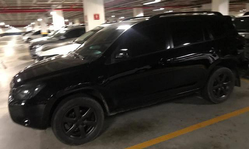 Toyota Rav4 Completa...