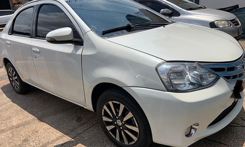 Toyota Etios Platinu...