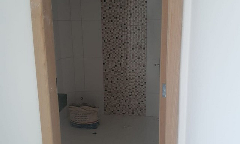 Apartamento De 2/4 P...