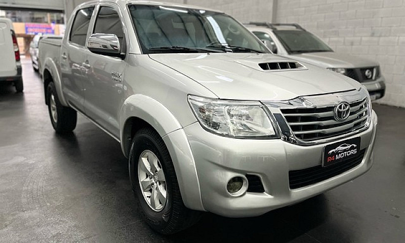 Toyota Hilux Srv 3.0...