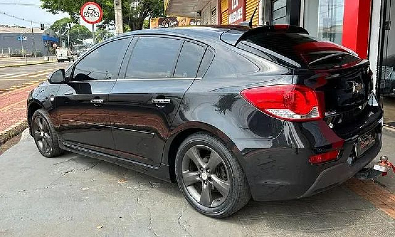 Chevrolet Chev Cruze...