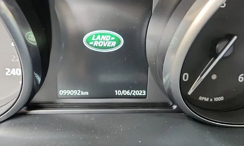 Land Rover Evoque Di...