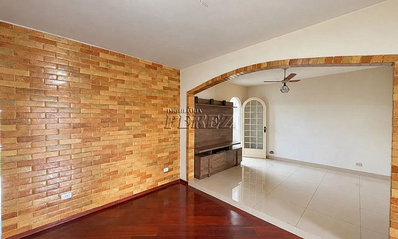 Casa À Venda E Locaç...