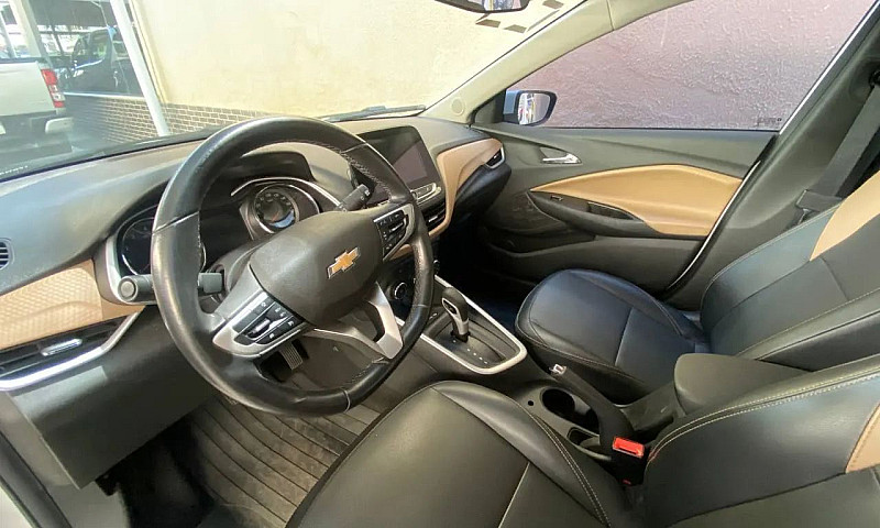 Chevrolet Onix Hatch...