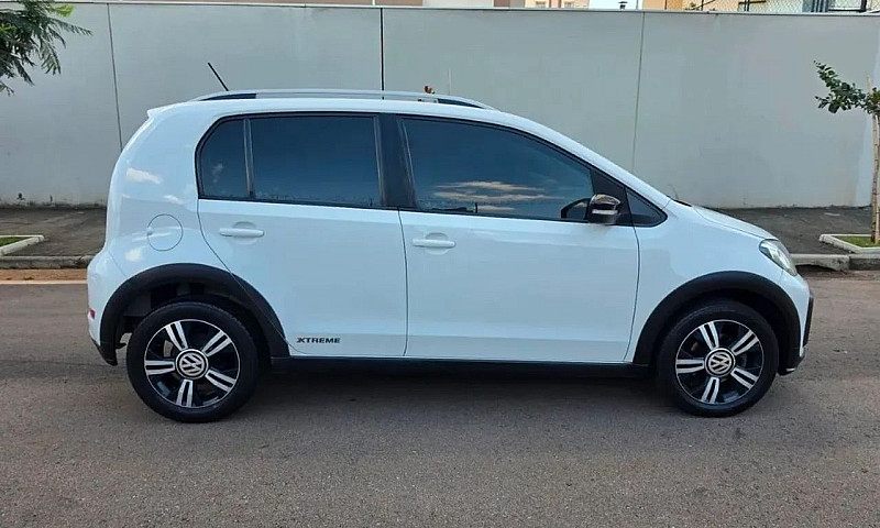 Volkswagen Up! Extre...