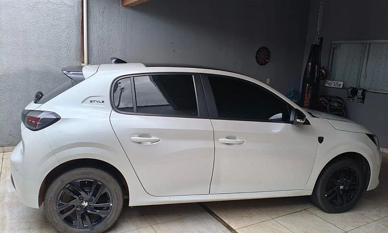 Peugeot 208 Style 1....