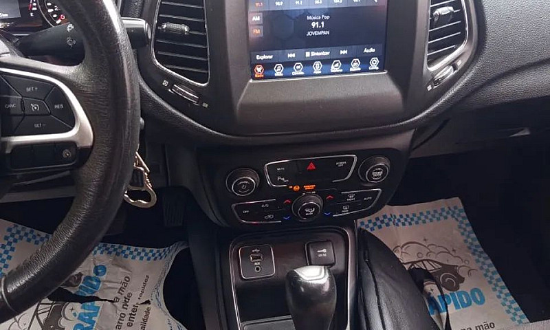 Jeep Compass Sport 2...