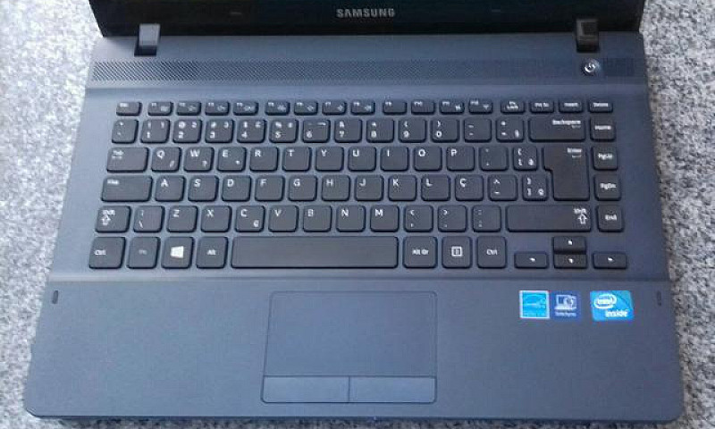 Notebook Samsung 4Gb...