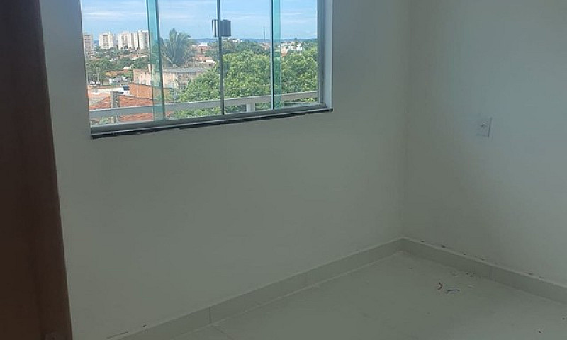 Apartamento De 2/4 P...