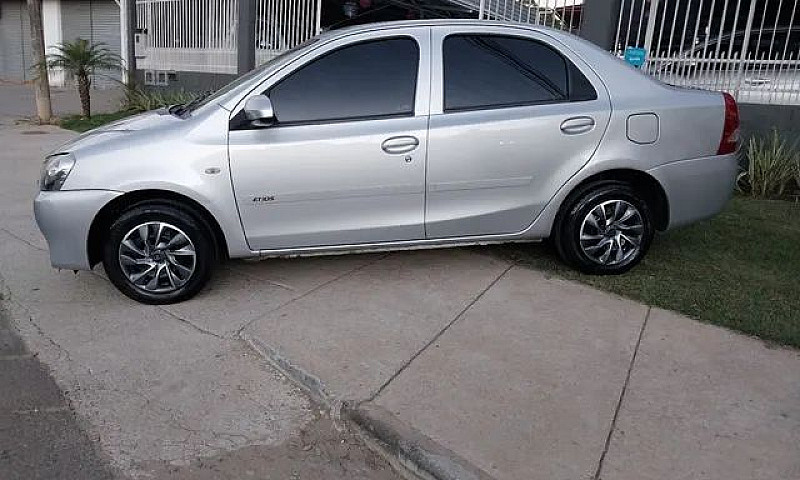 Etios Sedan 1.5 Flex...