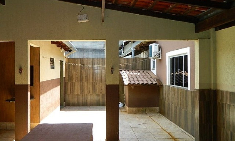 Casa A Venda  260 Me...