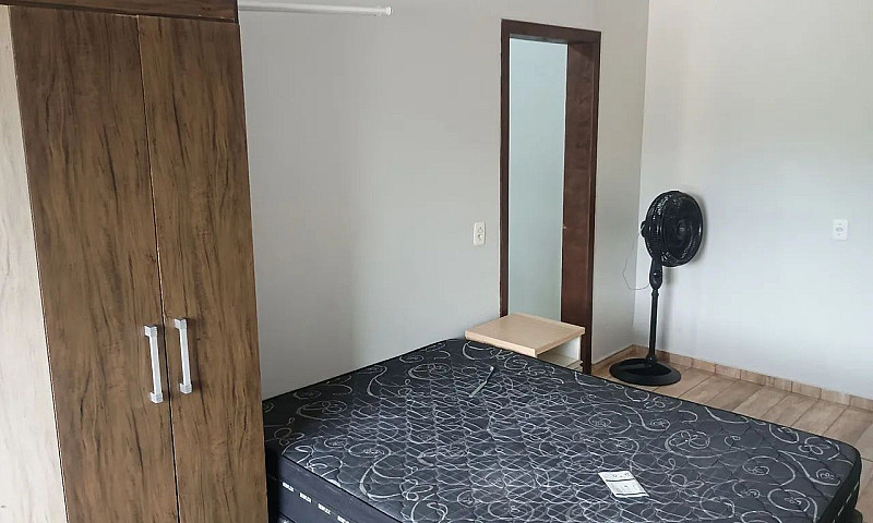 Alugo Kitnet Mobilia...