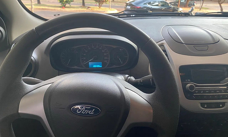 Ford Ka 1.5 Sedan Se...
