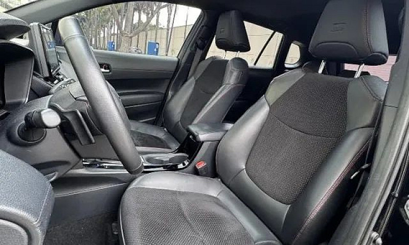 Toyota Corolla Altis...