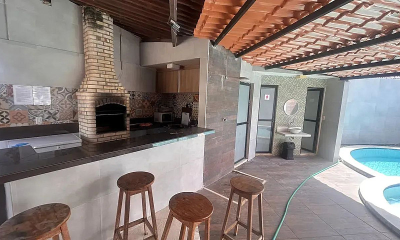 Alugo Um Casa Duplex...