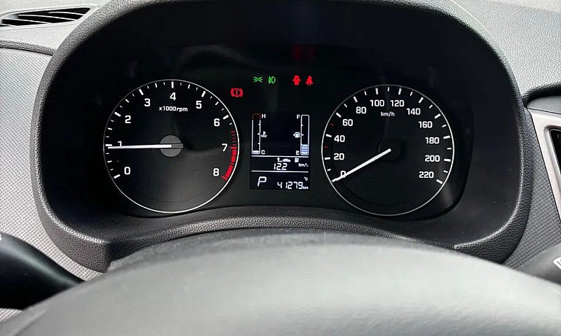 Hyundai Creta Action...