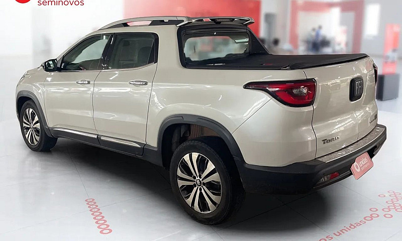 Fiat Toro Volcano 1....