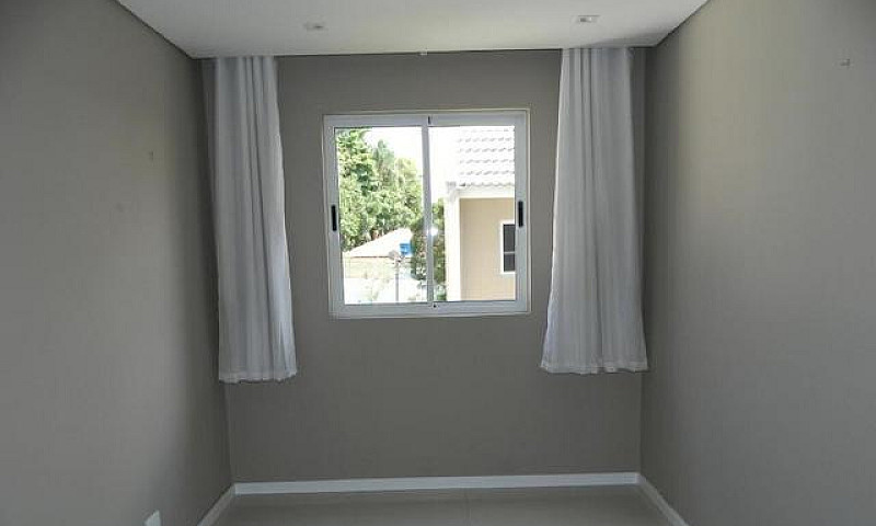 Alugo Um Quarto No M...